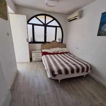 וילה אברמוביץ Villa Rishon Leziyyon Exterior photo
